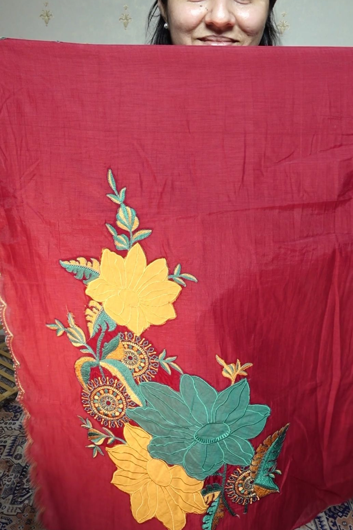 Handloom Cotton Suit Set with Pure Mul Dupatta & Intricate Appliqué Work