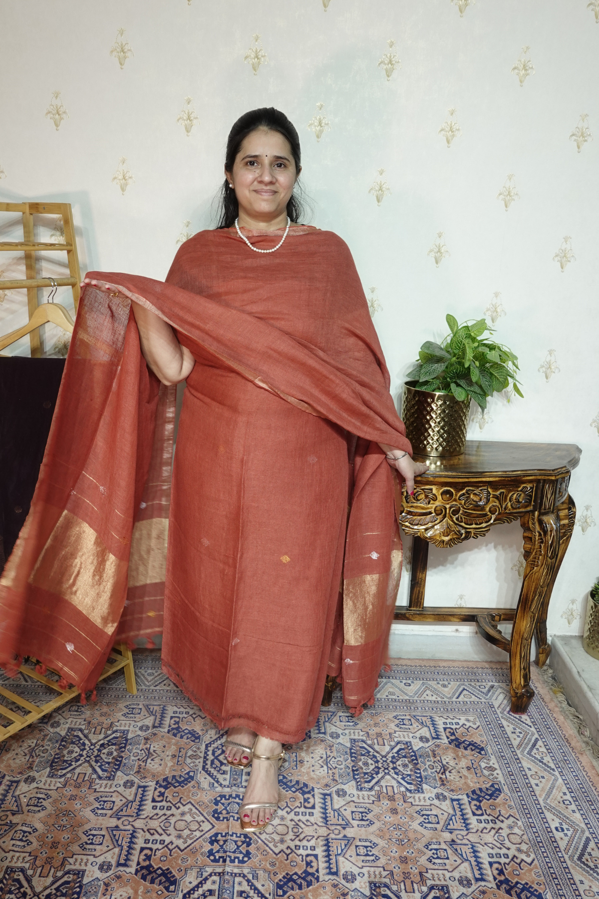 Jayshree Linen jamdani with Thread weaving  Dupatta -2pc