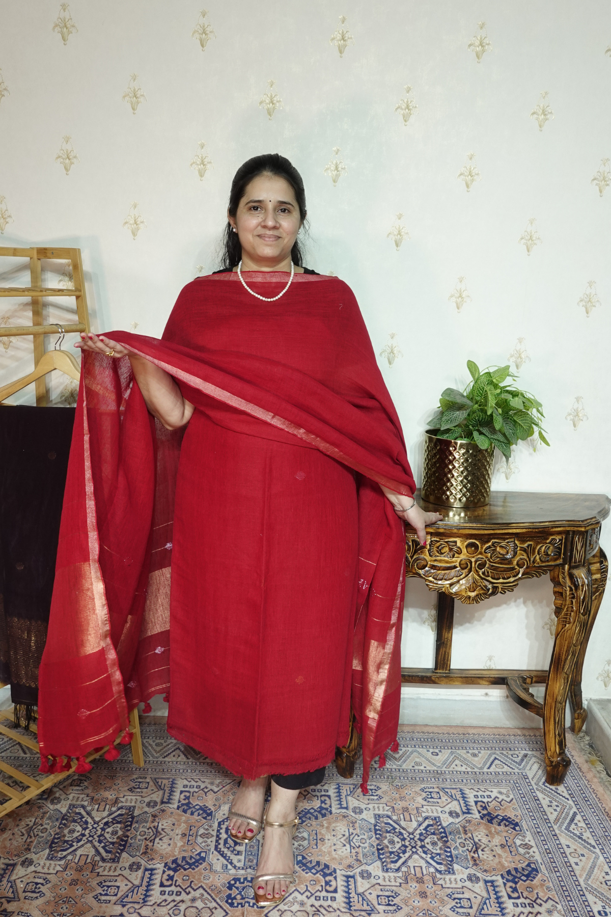 Jayshree Linen jamdani with Thread weaving  Dupatta -2pc