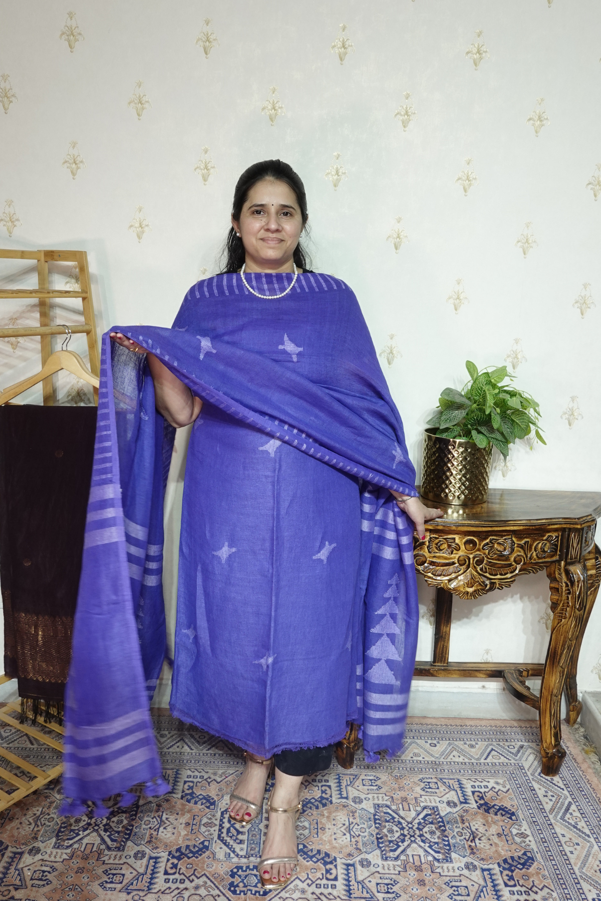 Jayshree Linen jamdani with Thread weaving  Dupatta -2pc