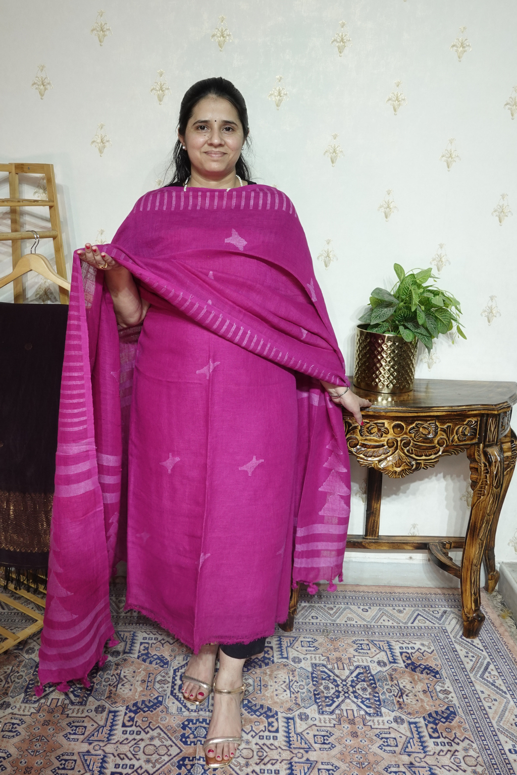 Jayshree Linen jamdani with Thread weaving  Dupatta -2pc