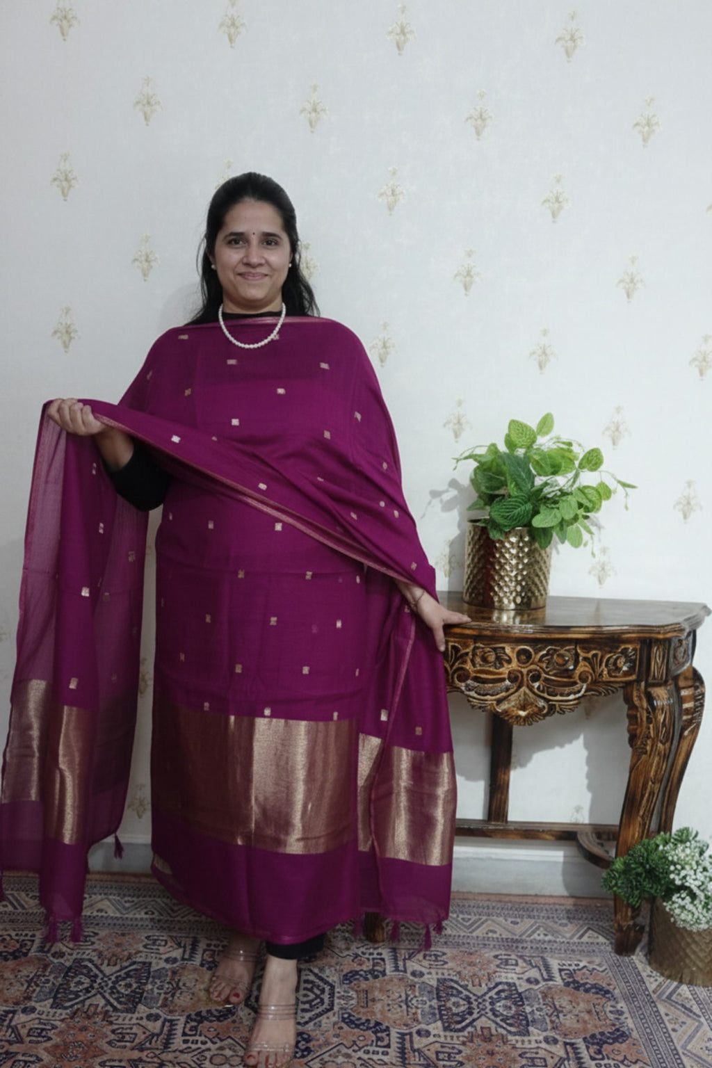 Mulchanderi Elegance: Tissue Border with Banarasi Weave