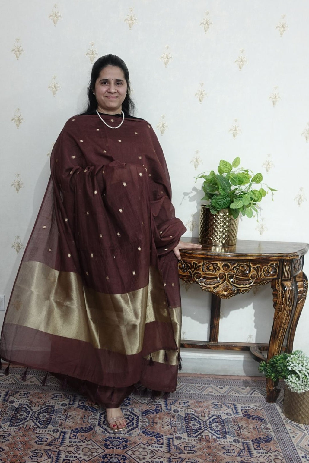 Mulchanderi Elegance: Tissue Border with Banarasi Weave