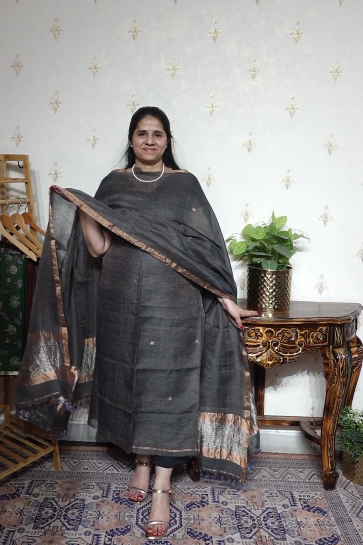 Tissue Linen Jamdani with zari Dupatta -2pc