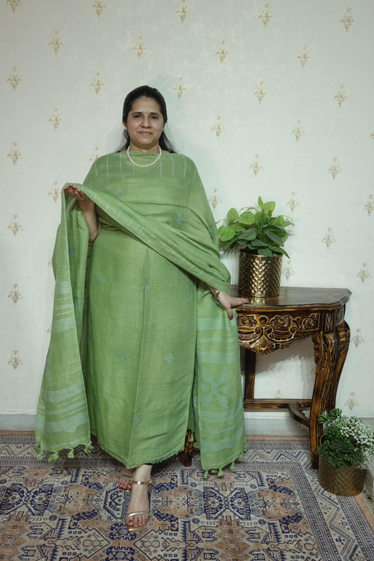 Jayshree Linen jamdani with Thread weaving  Dupatta -2pc