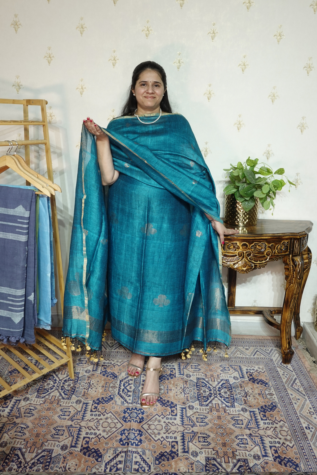 Jayshree Linen Jamdani with Banarsi Weaving-2pc