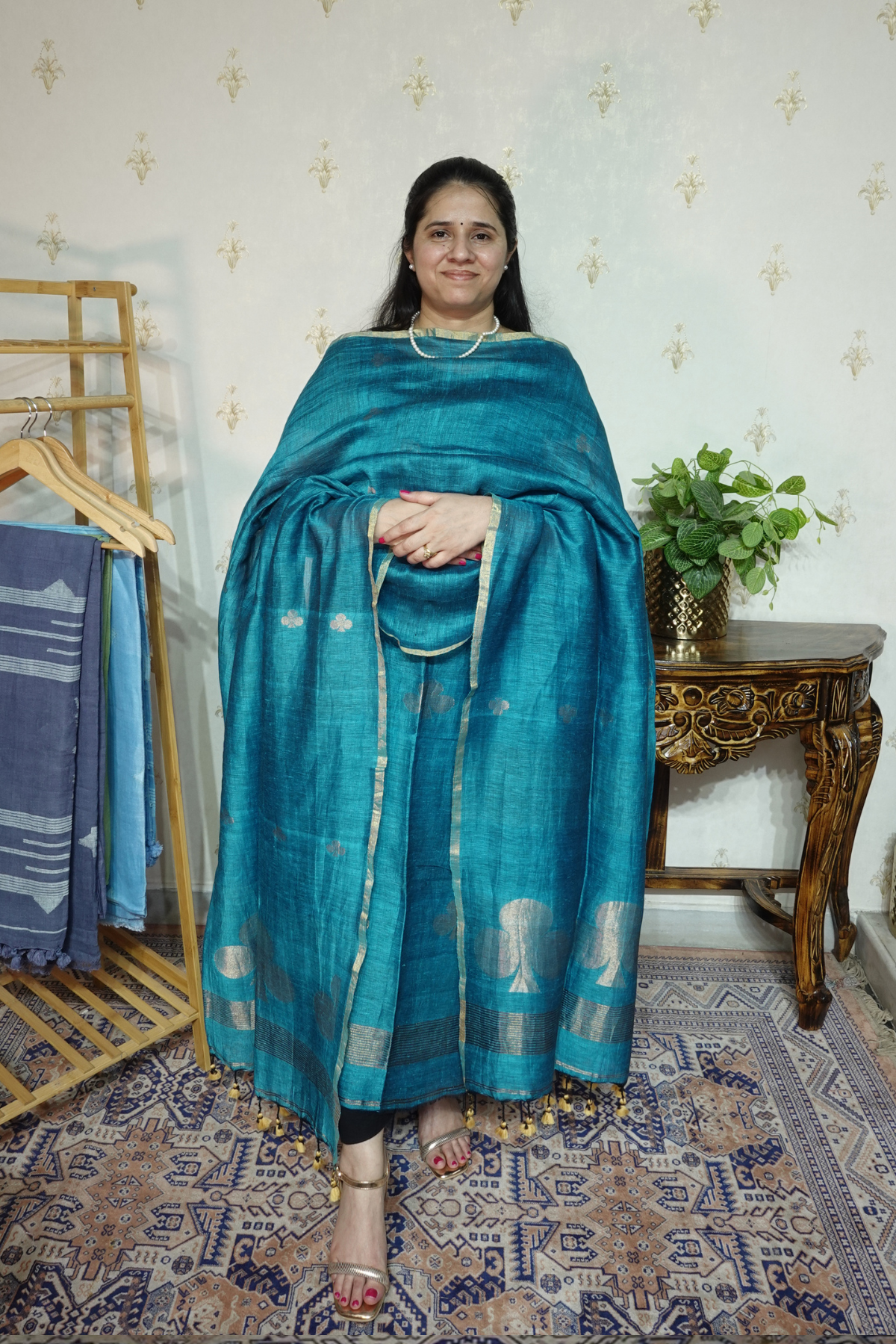 Jayshree Linen Jamdani with Banarsi Weaving-2pc