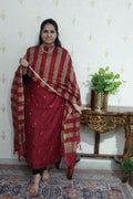 Mulchanderi Elegance: Banarsi Weaving with Crush Dupatta
