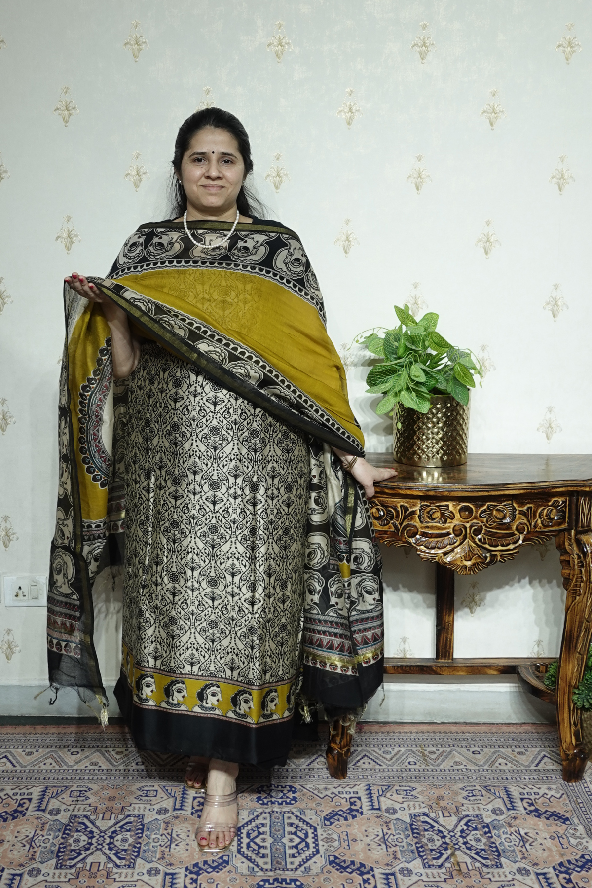Maheshwari Silk - 40 Gm