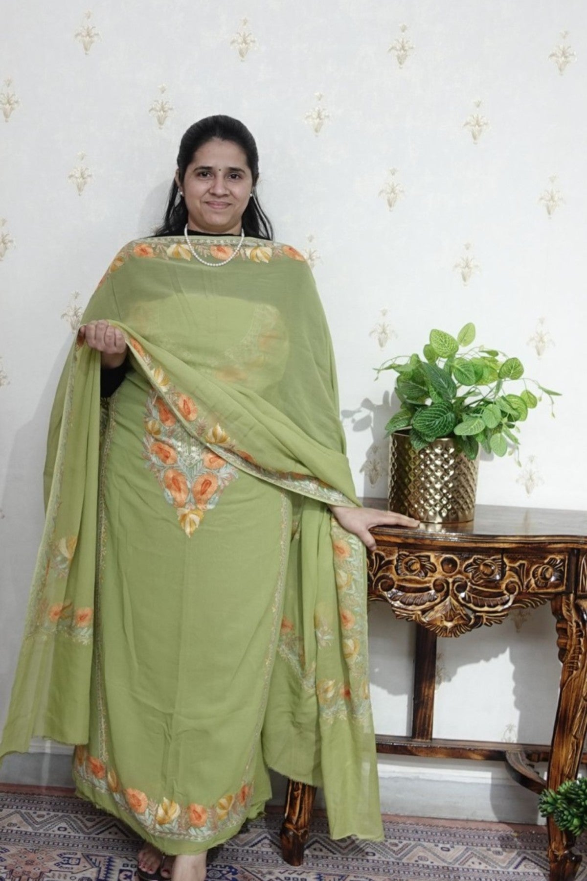 Kashmiri Georgette with Aari work