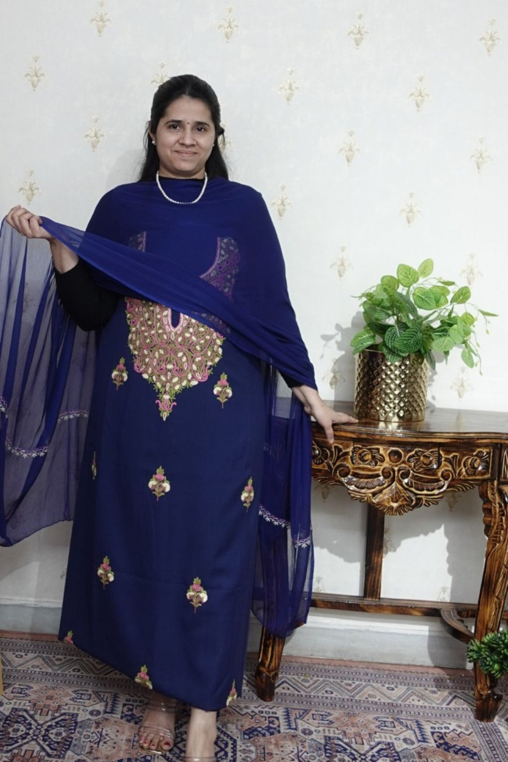 Kashmiri Cotton Muslin with Aari work