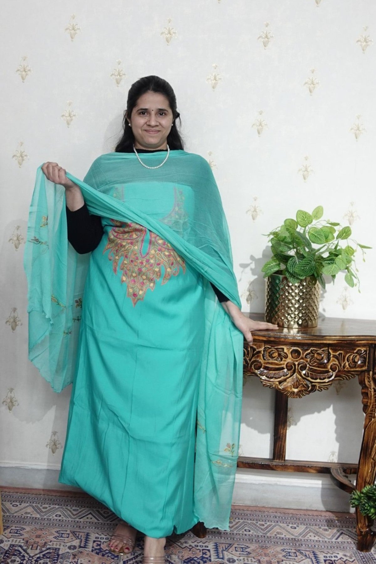 Kashmiri Cotton Muslin with Aari work