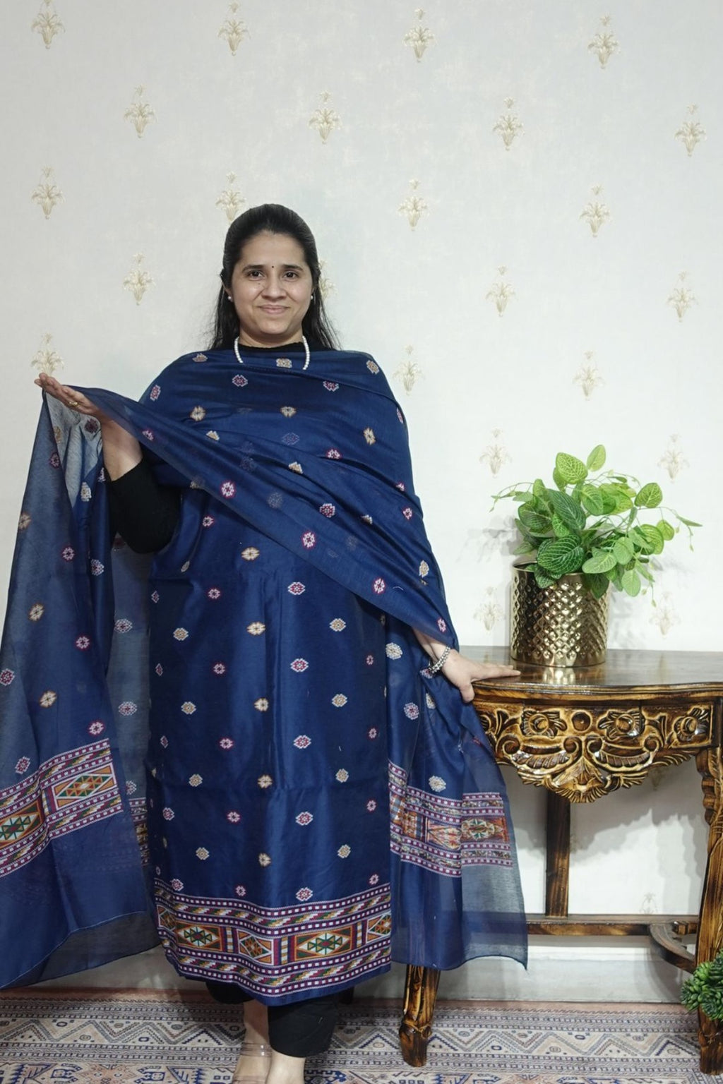 Jamdani- Moonga Cotton with Kullu Patti Weaving