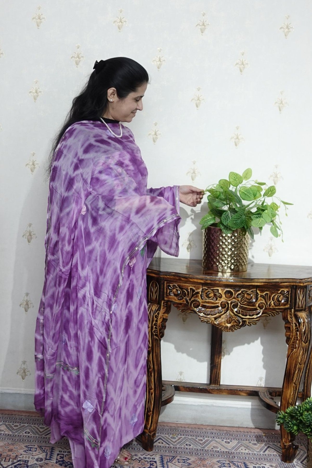 Kashmiri Georgette with Aari work