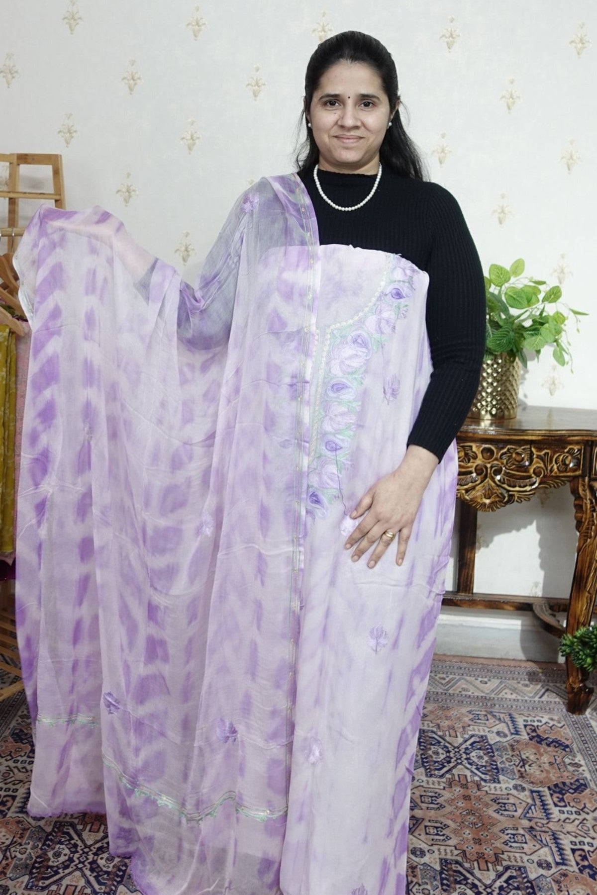 Kashmiri Georgette with Aari work