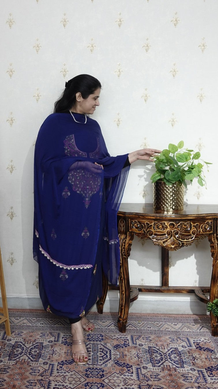 Kashmiri Cotton Muslin with Aari work