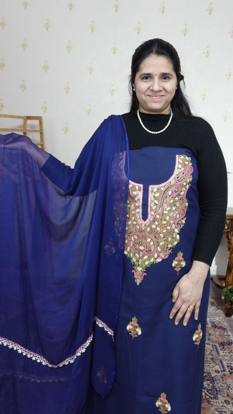 Kashmiri Cotton Muslin with Aari work