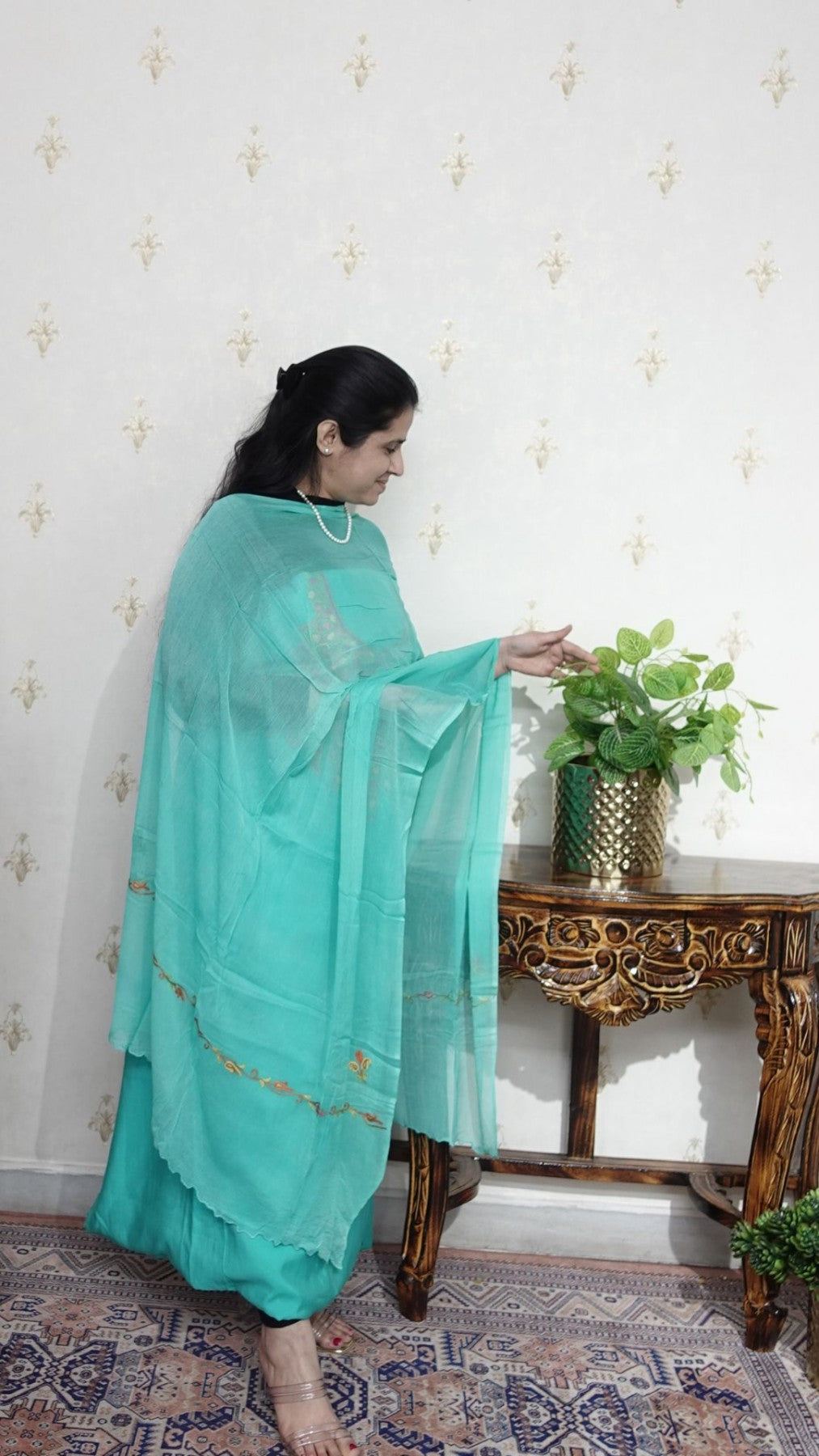 Kashmiri Cotton Muslin with Aari work