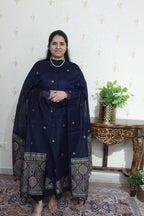 Jamdani- Moonga Cotton with Ajrakh Motifs Weaving