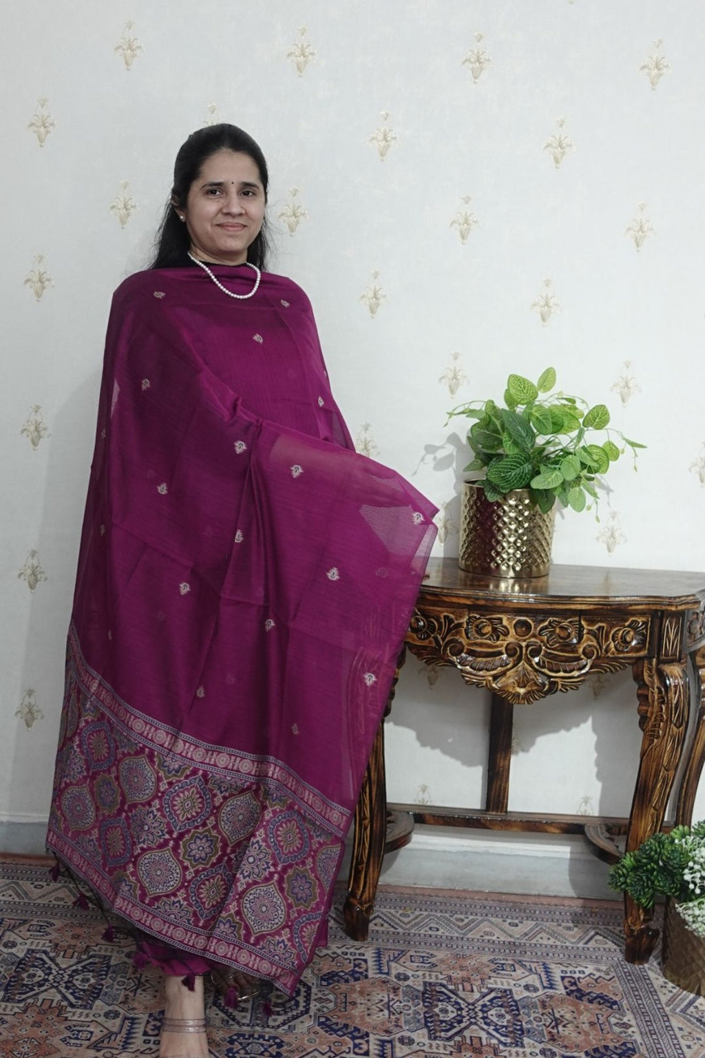Jamdani- Moonga Cotton with Ajrakh Motifs Weaving