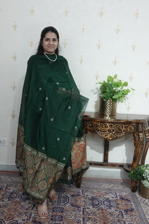 Jamdani- Moonga Cotton with Ajrakh Motifs Weaving