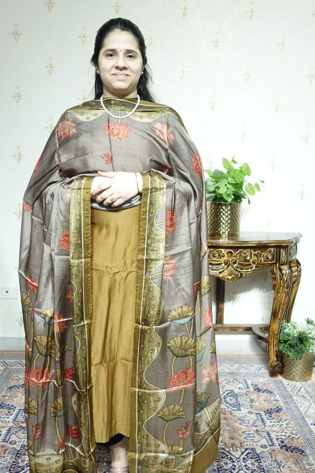 Maheshwari Silk with Tabby Dupatta