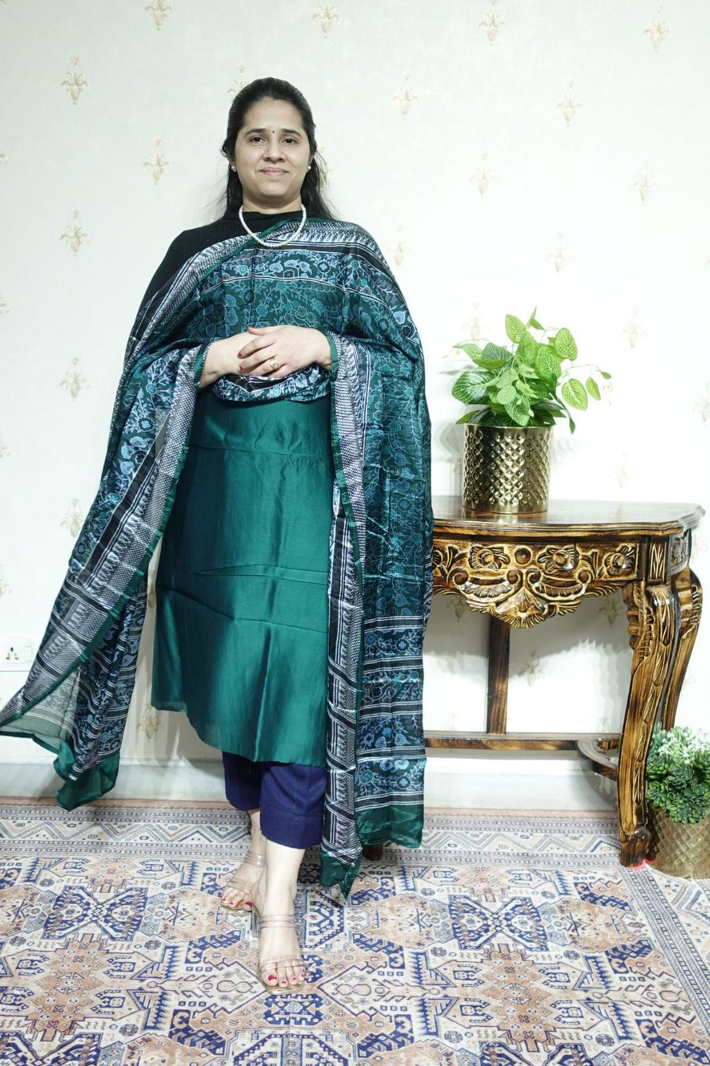 Maheshwari Silk with Tabby Dupatta