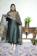 Maheshwari Silk with Tabby Dupatta
