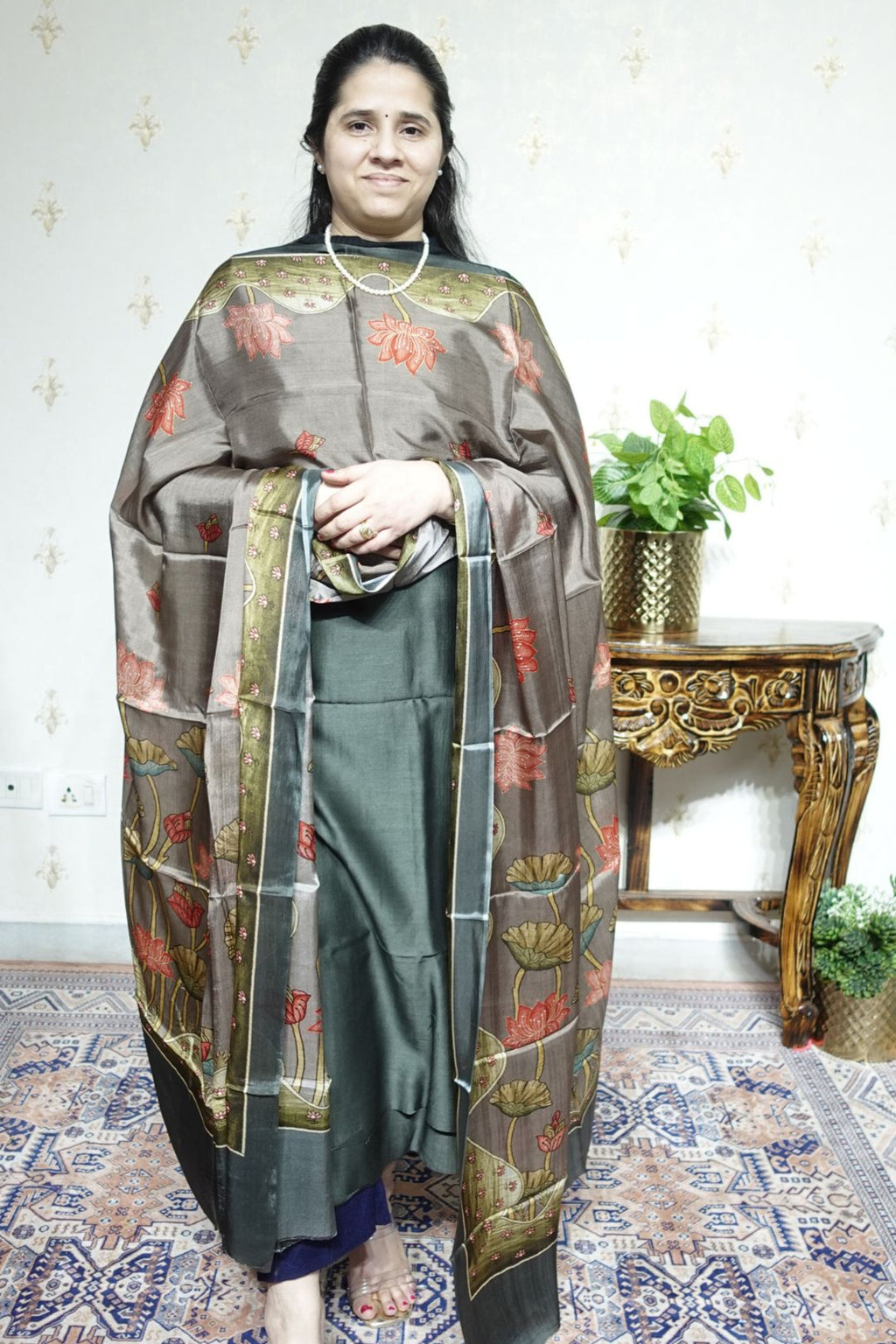 Maheshwari Silk with Tabby Dupatta