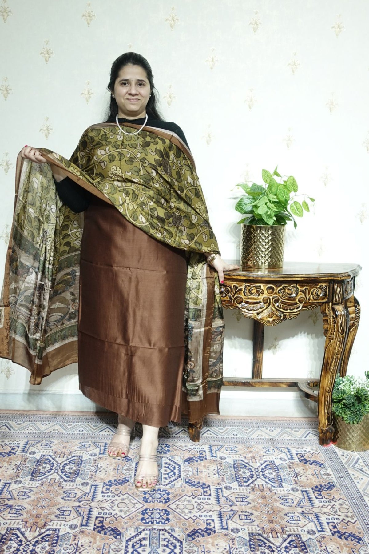 Maheshwari Silk with Tabby Dupatta