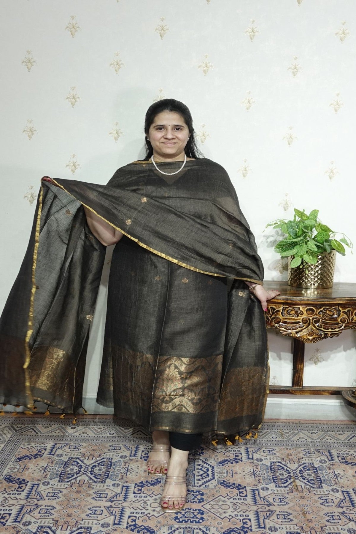 Jayshree Linen jamdani -2pc