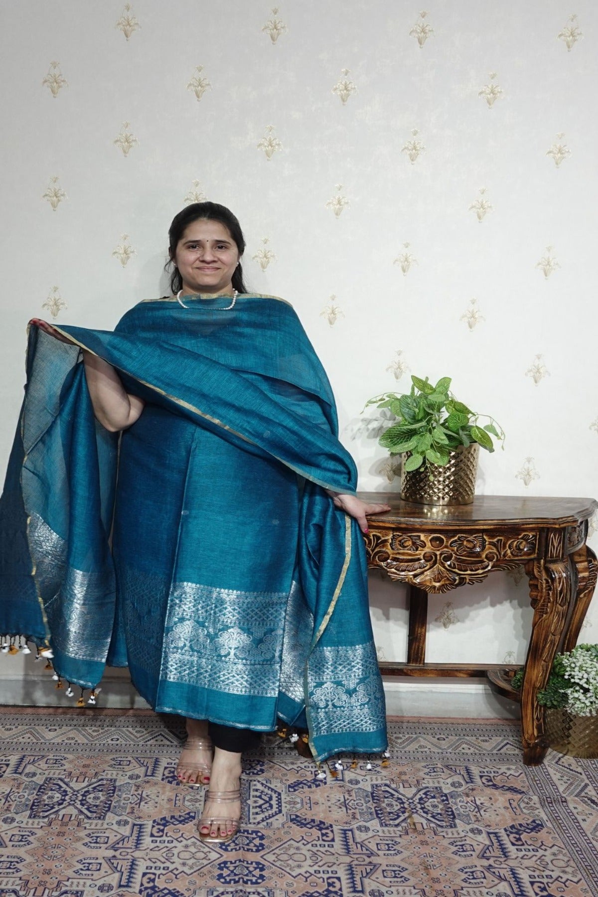 Jayshree Linen jamdani -2pc