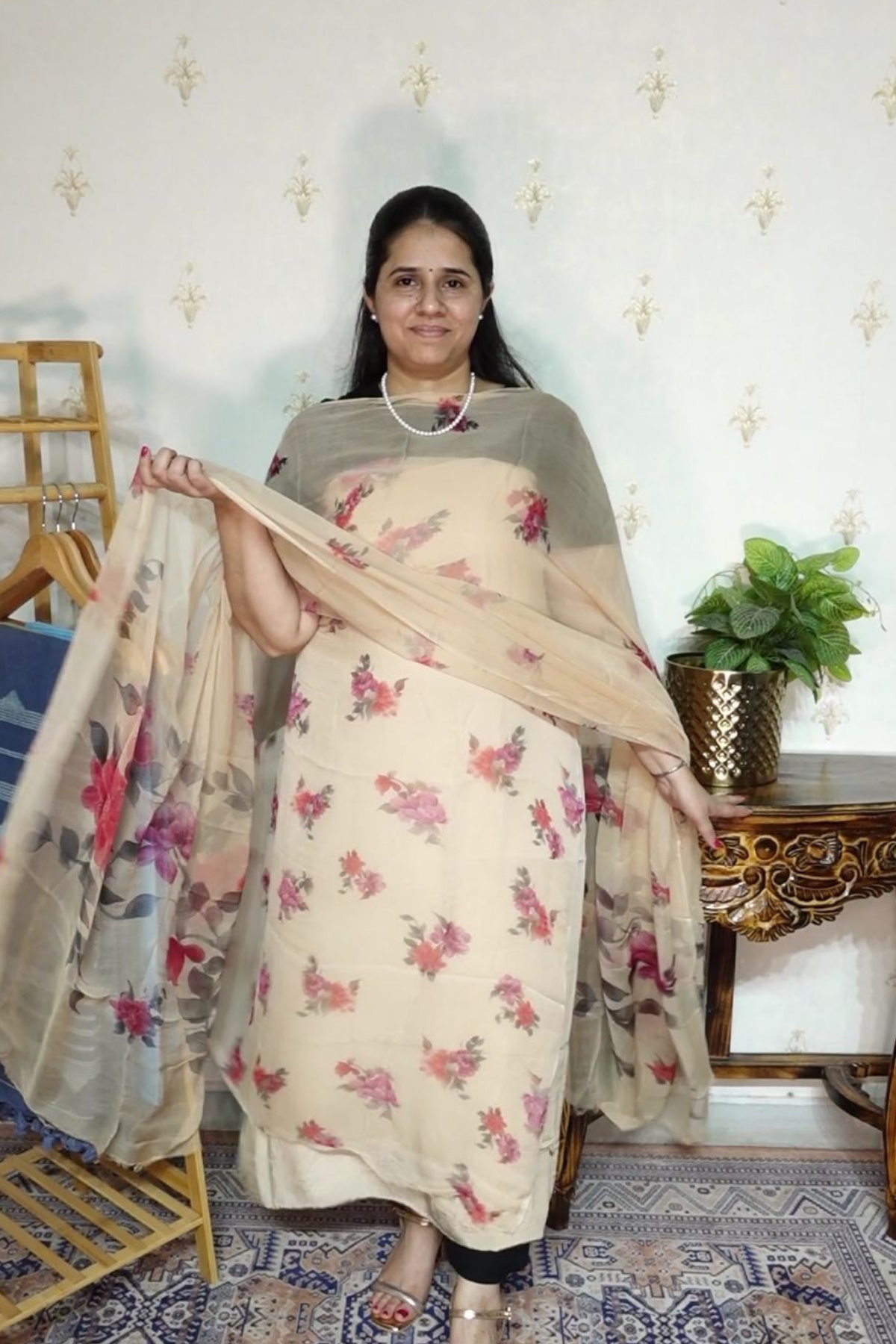 Floral Print on Chiffon with Chiffon Dupatta and Crape bottom