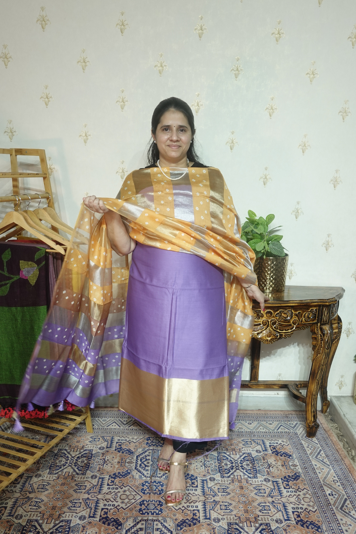 Pure Mul Elegance: Banarsi Weaving with Bandini Dupatta and Tie and Dye