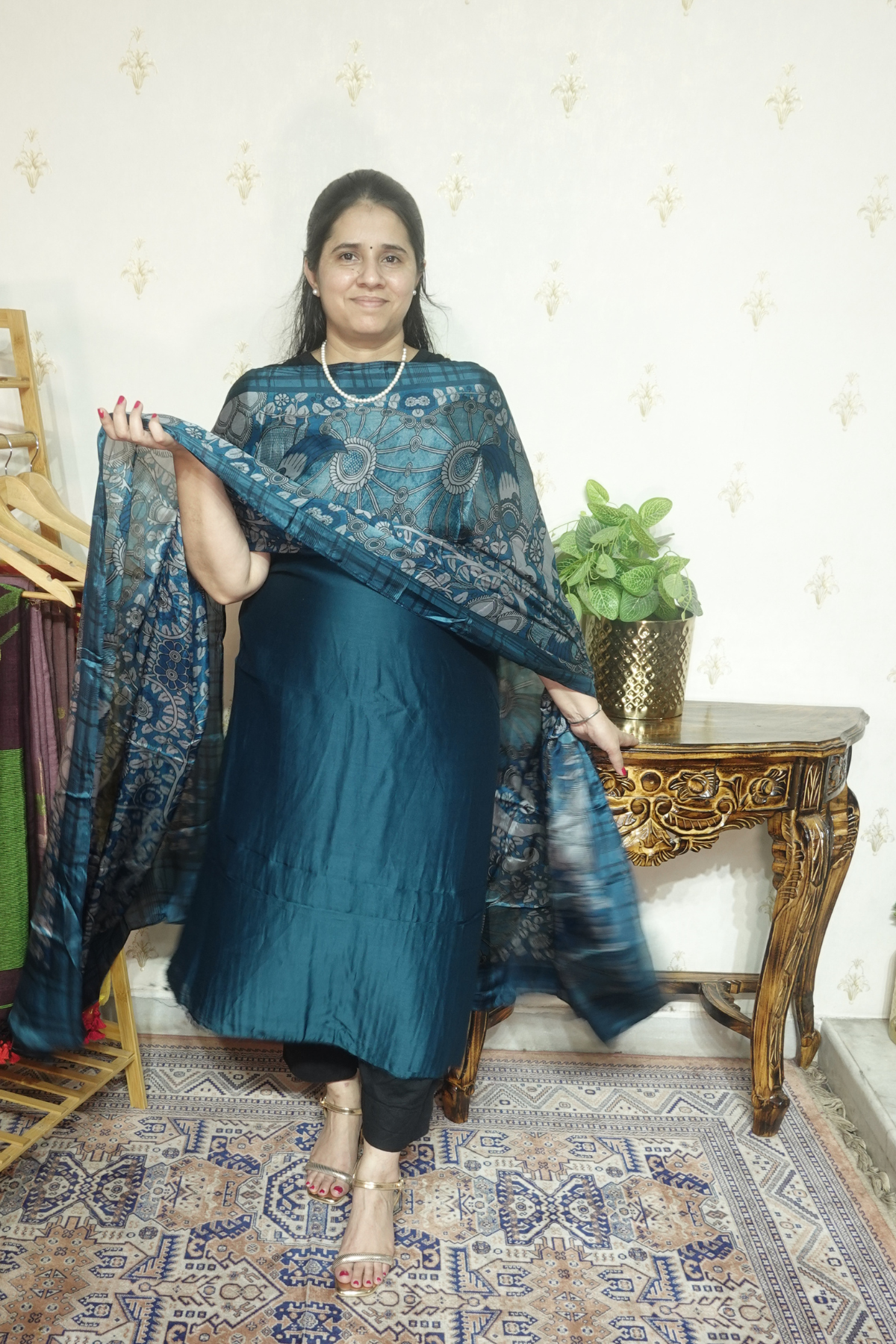 Maheshwari Silk with Tabby Dupatta
