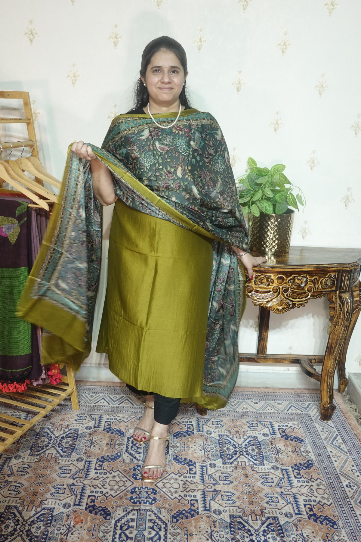 Maheshwari Silk with Tabby Dupatta