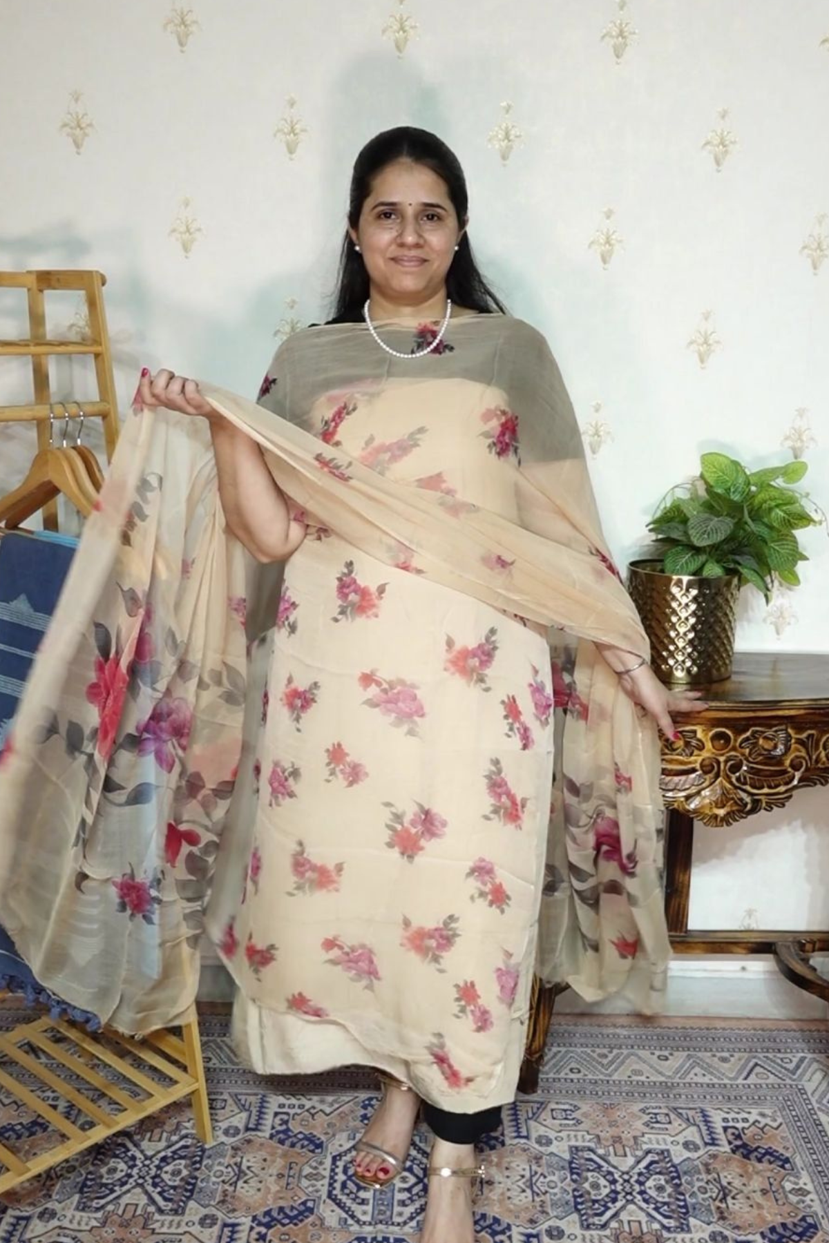 Floral Print on Chiffon with Chiffon Dupatta and Crape bottom